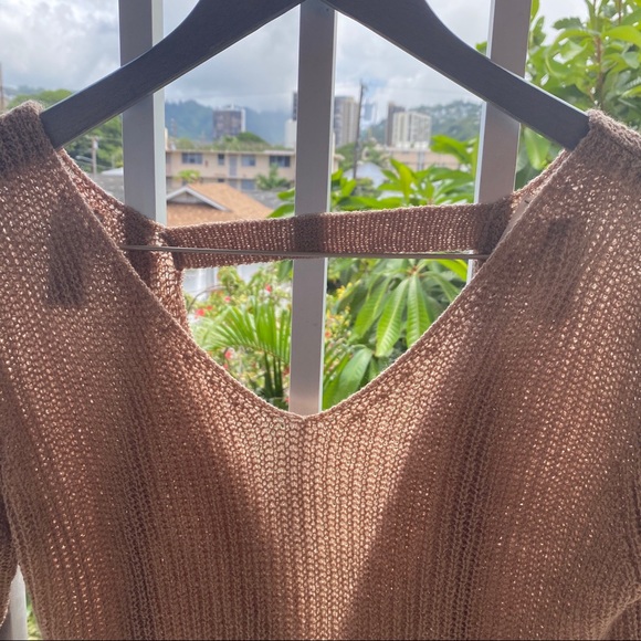 Open Back Pull Over - Picture 4 of 6